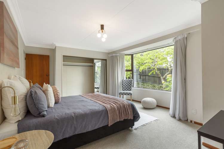 29 Easther Crescent Kew_11