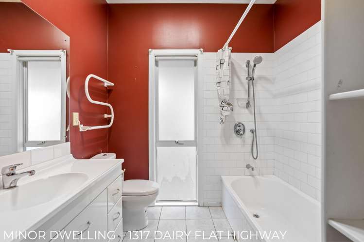 1317 and 1319 Dairy Flat Highway Dairy Flat_14