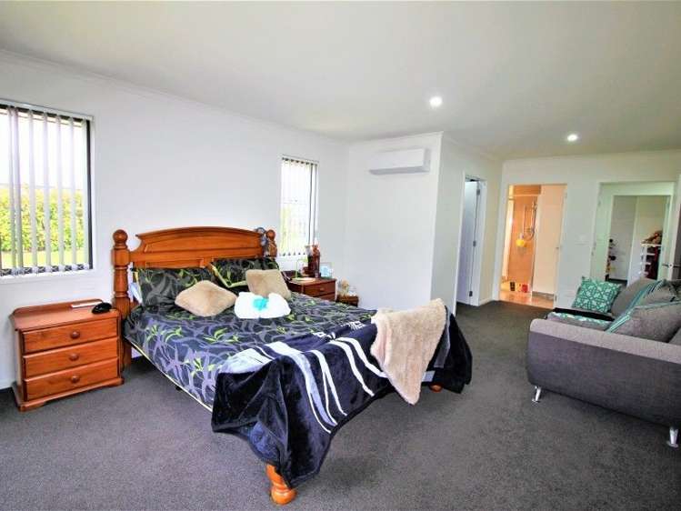 34 West Thompson Street Leamington_13