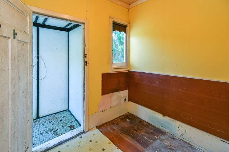 53 Ripon Crescent Meadowbank_17