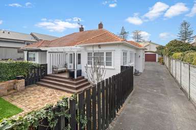 124 Selwyn Avenue_2