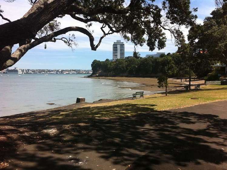 5/134 Calliope Road Stanley Point_8