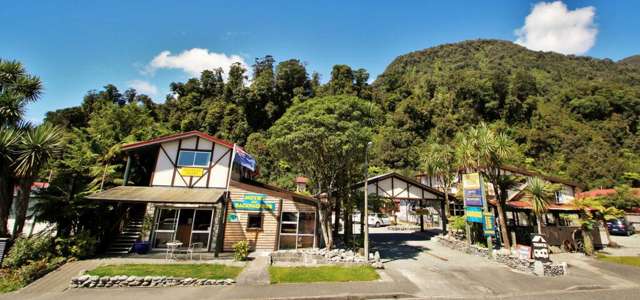 Substantial Backpacker Accommodation Complex with Outstanding Potential