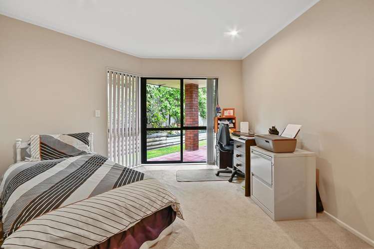 16 Gairloch Place Wattle Downs_14