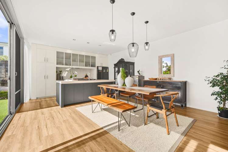 11 Rangi Avenue Schnapper Rock_11