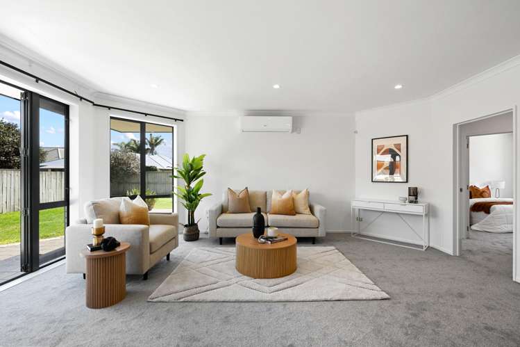 44 Wiltshire Drive Huntington_8