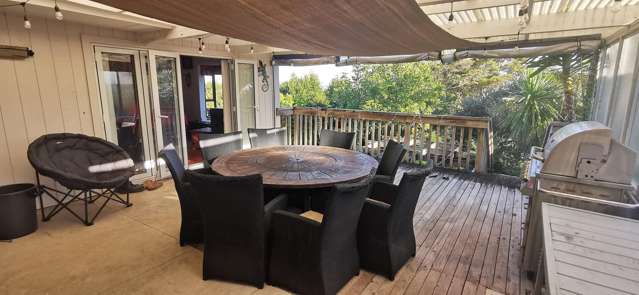 22 Deane Avenue Titirangi_2