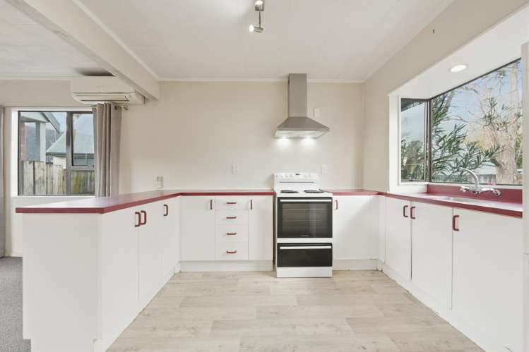 11 Lickfold Lane Pukete_2