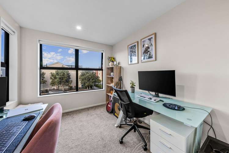 42 Glidepath Road Hobsonville_15