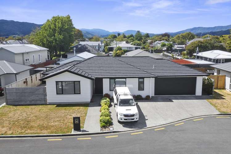 11 Poulson Grove Trentham_30