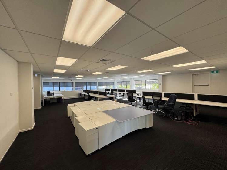 132 Hurstmere Road Takapuna_7