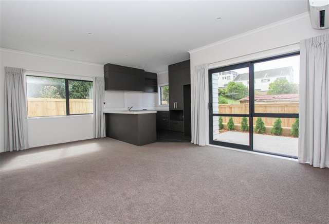 9/18 Hunter Street 500063_2