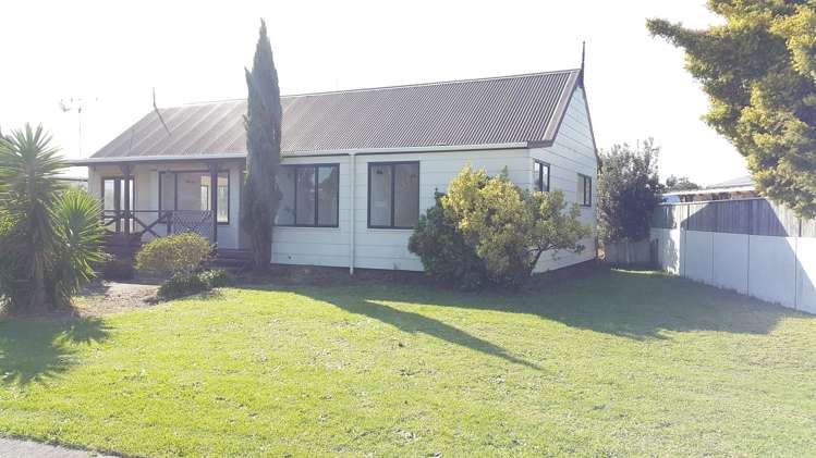 74 Eversham Road Mount Maunganui_1