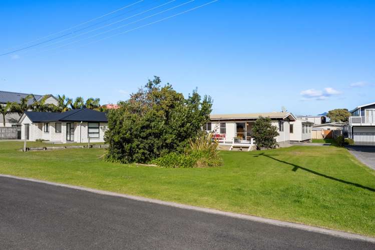 121 Beverley Terrace Whangamata_28