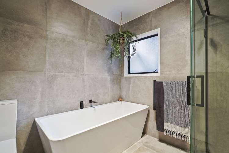 168 Huia Road Titirangi_13