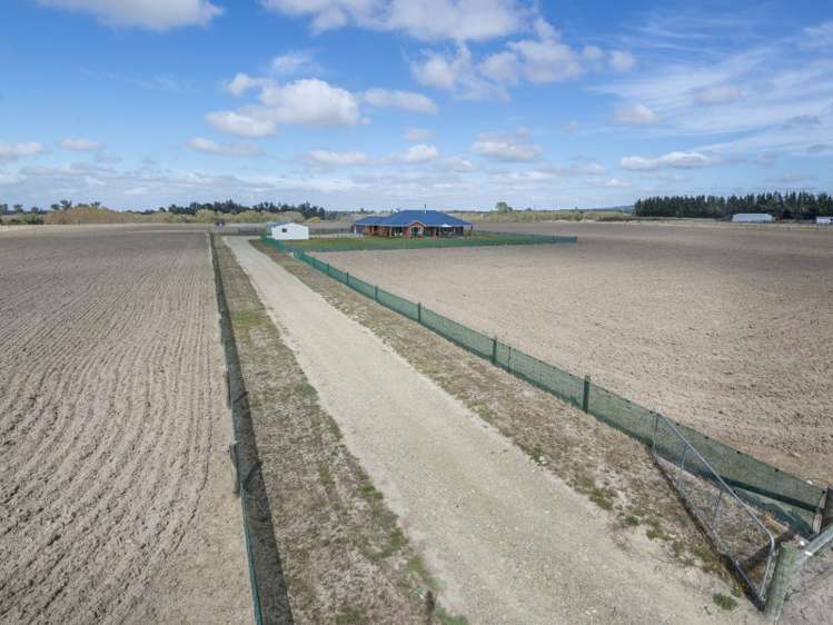 268 Stokes Road Balcairn_20