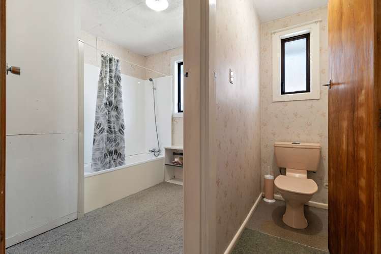 81 Hargood Street Woolston_15