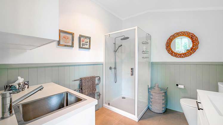 403 The Terrace Thames_15