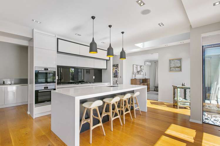 21 Greenlink Rise Long Bay_3