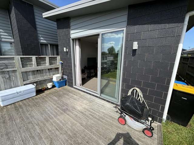 24A Kingdon Road 1093_1