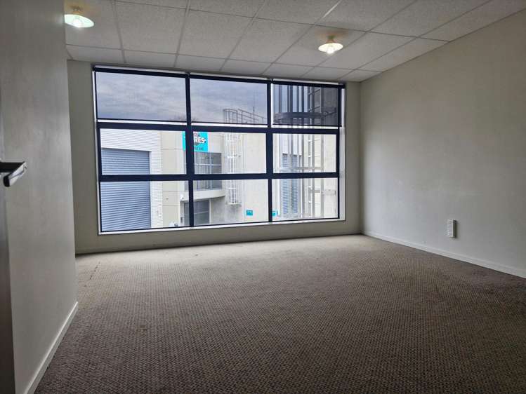 17/21 Railside Place Dinsdale_7