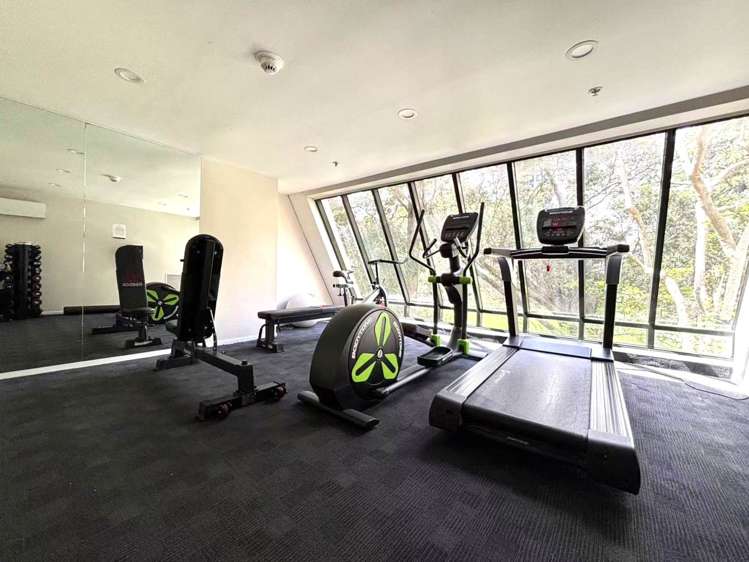 511/100 Greys Avenue City Centre_11