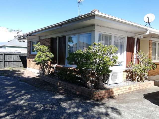 2 Bedroom Unit in Onehunga