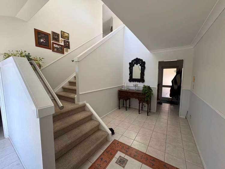 18 Ewhurst Place Goodwood Heights_3