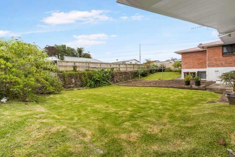 5 Earlsworth Road Mangere East_9
