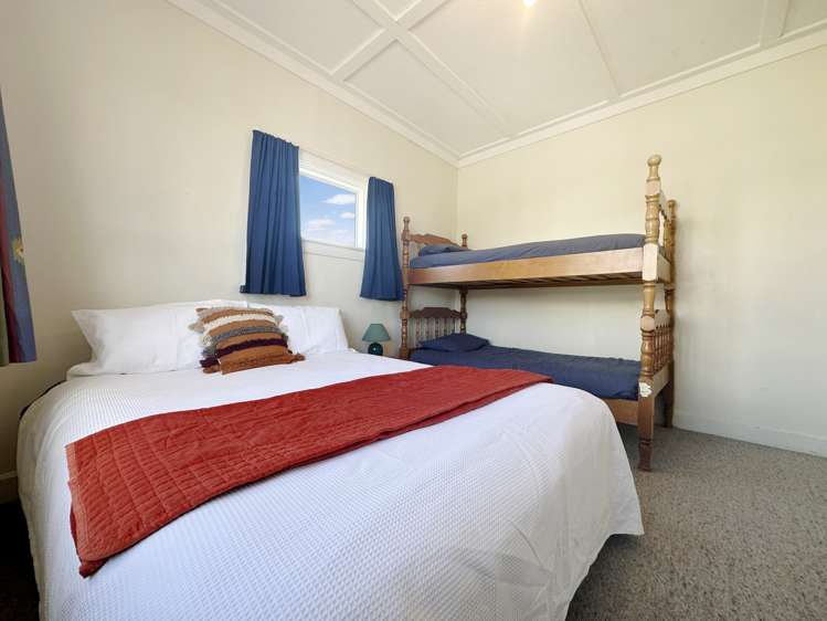 36 Fraser Crescent Twizel_13