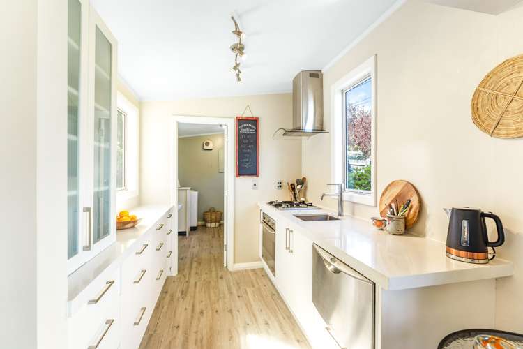 14 Wharfdale Street Macandrew Bay_10