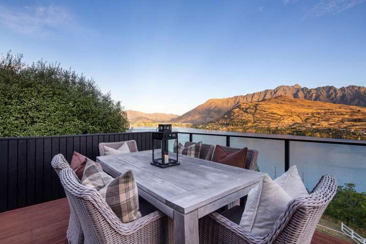 11 Sunrise Lane Queenstown Hill_7