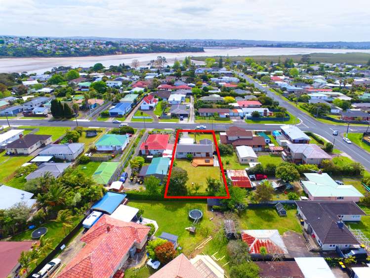 2 Tawa Road Te Atatu Peninsula_15