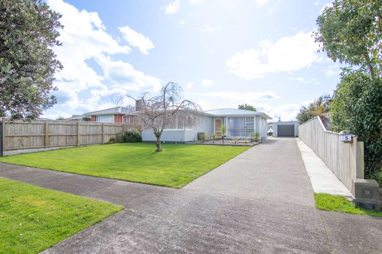 5 Sefton Avenue Highbury_21