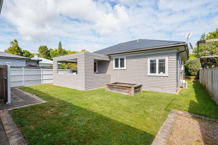 74 Fox Street Hamilton East_24