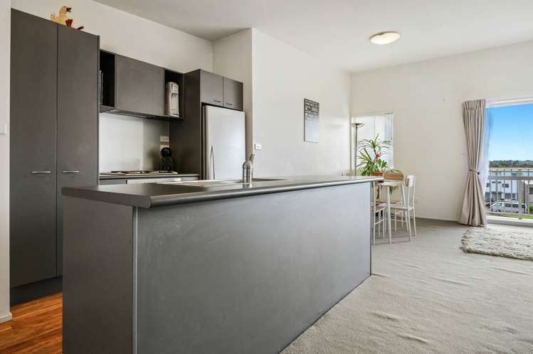 120/7 Kelvin Hart Drive East Tamaki_1