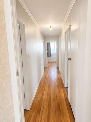 8 Tui Street_4