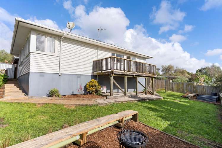 26A Gill Avenue Te Atatu Peninsula_12