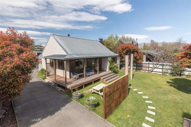 24 Rata Street Wanaka_1