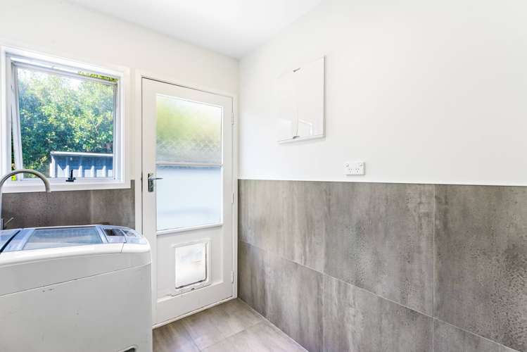 1/4 Wickstead Place Massey_21