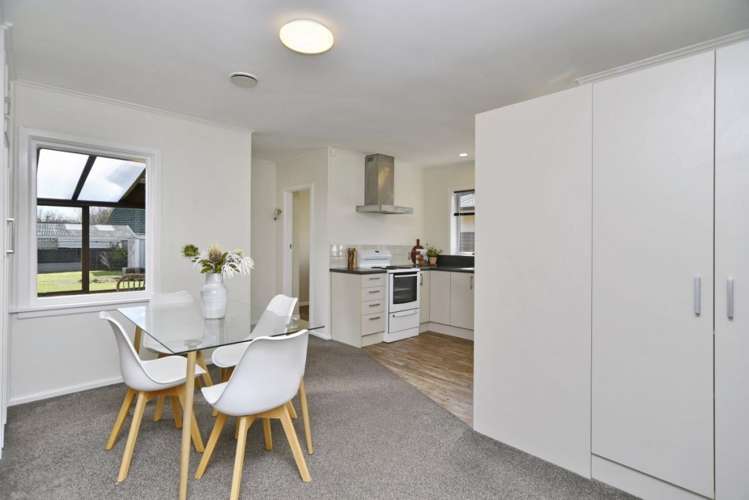 85 Stanbury Avenue Somerfield_10