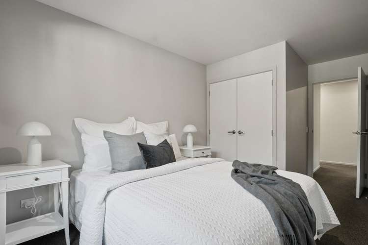 69 Risinghurst Terrace Lower Shotover_16