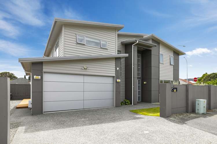 60 Whites Line West Woburn_0