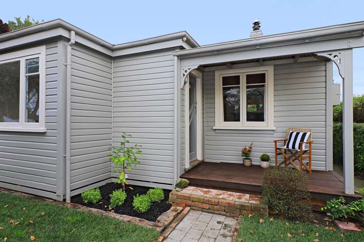 1/903 Lyell Street Akina_14