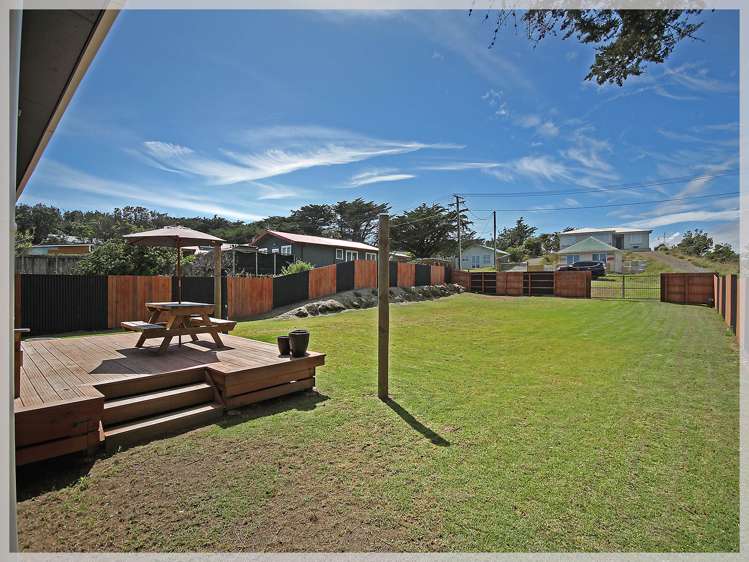 6 Dustin Street Foxton Beach_3