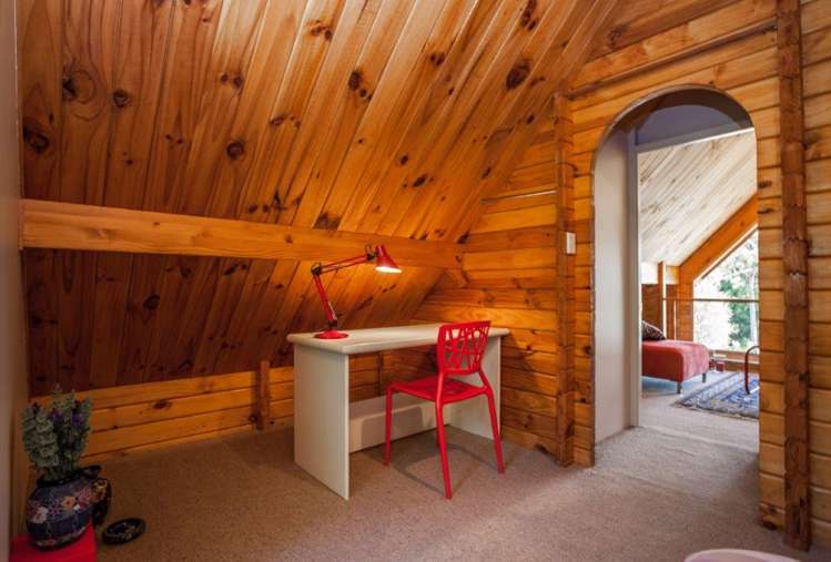 484 Marine Drive Charteris Bay_12