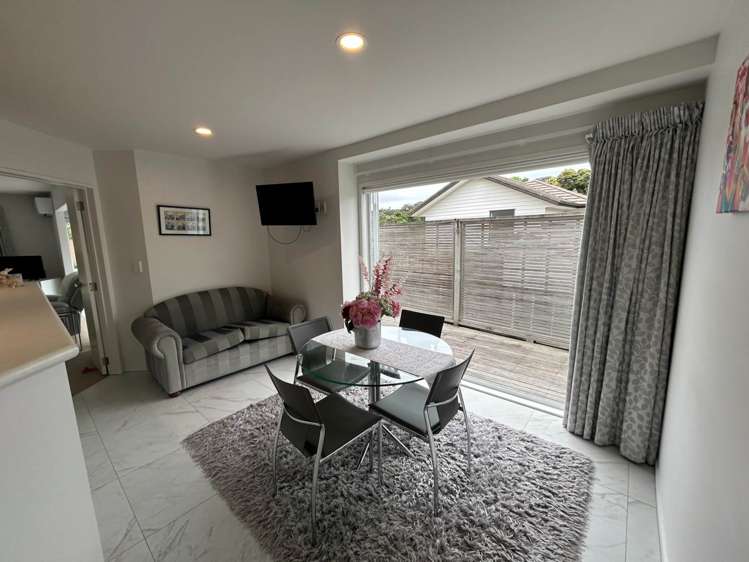 10B Tipene Place Meadowbank_4