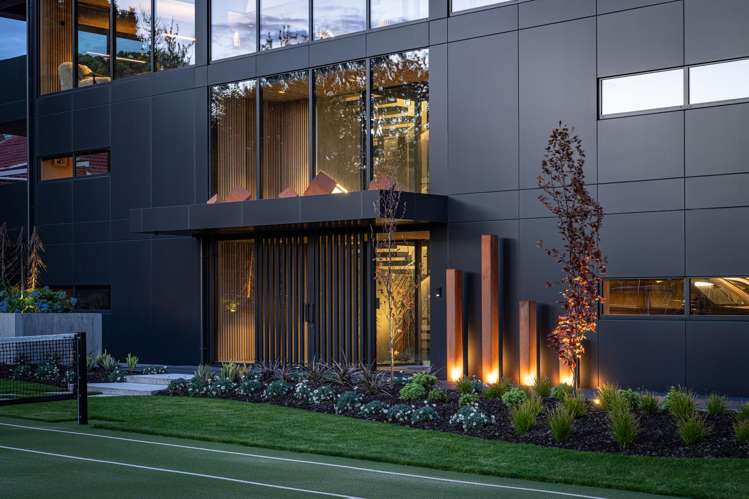 75 and 71 Bedford Street St Clair_35