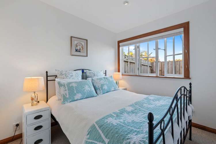 24 William Bond Street Stanley Point_21