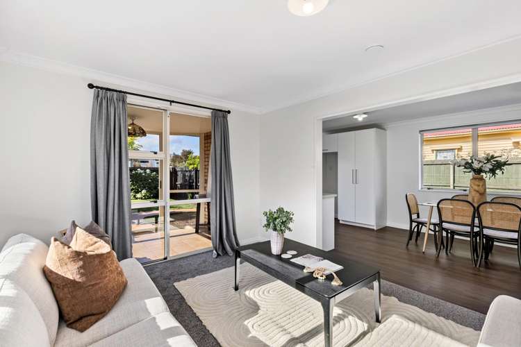 1/145 Simeon Street_0